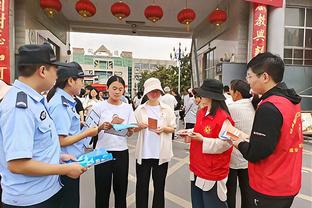 吉鲁本场数据：1次射正取得进球，2次关键传球，评分7.5全队最高